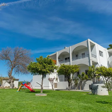 Marvinas Seaside Apartments, Gaia & Hydor Jacuzzi Daire *