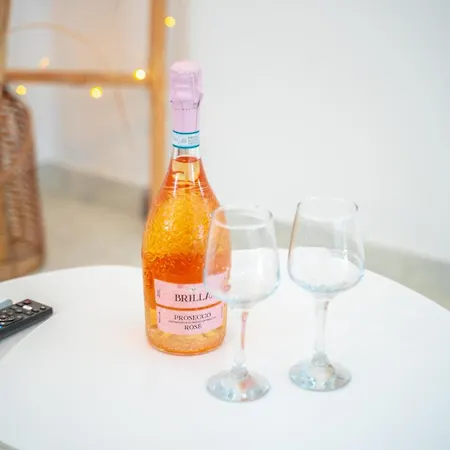 Daire Marvinas Seaside Apartments, Gaia & Hydor Jacuzzi