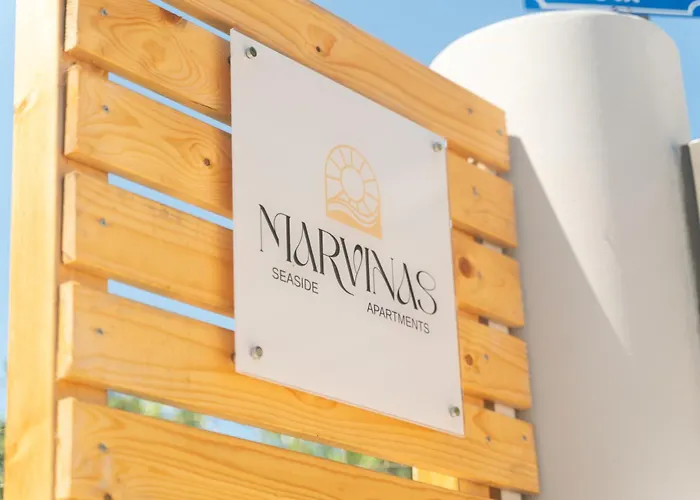 Marvinas Seaside Apartments, Gaia & Hydor Jacuzzi Appartement *