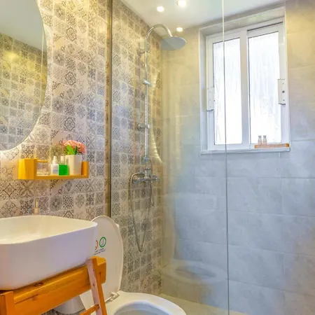 Daire Marvinas Seaside Apartments, Gaia & Hydor Jacuzzi