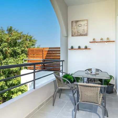Marvinas Seaside Apartments, Gaia & Hydor Jacuzzi Daire *