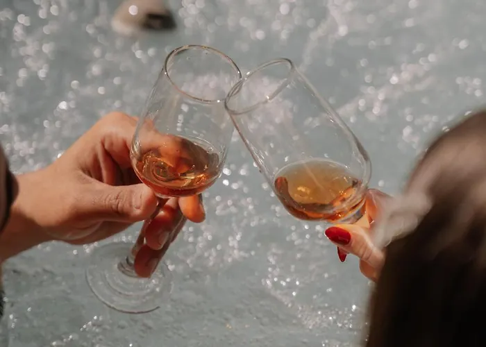 شقة Marvinas Seaside Apartments, Gaia & Hydor Jacuzzi *