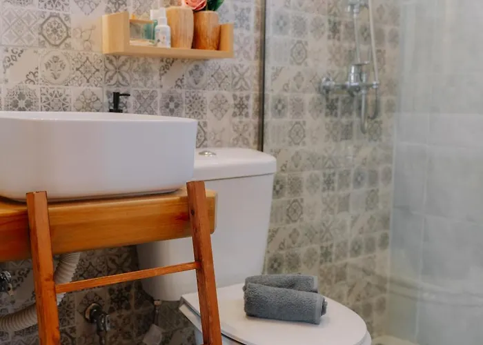 Marvinas Seaside Apartments, Gaia & Hydor Jacuzzi شقة *