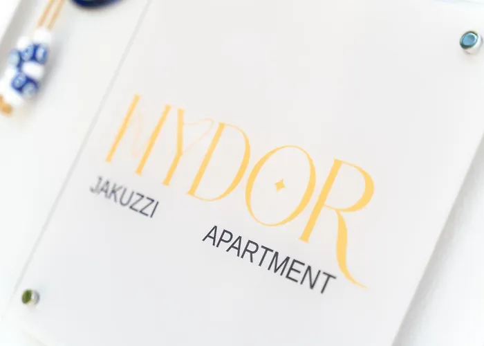 Marvinas Seaside Apartments, Gaia & Hydor Jacuzzi Daire Kremastí
